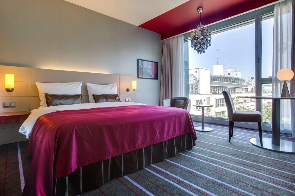 Radisson Blu Media Harbour Hotel, Duesseldorf Camera foto