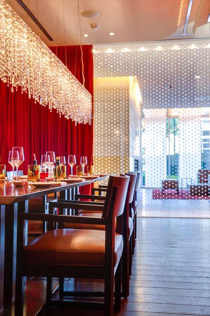 Radisson Blu Media Harbour Hotel, Duesseldorf Ristorante foto