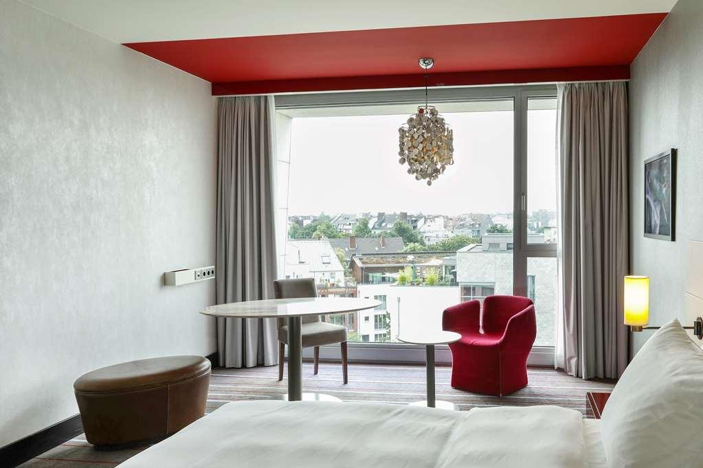 Radisson Blu Media Harbour Hotel, Duesseldorf Camera foto