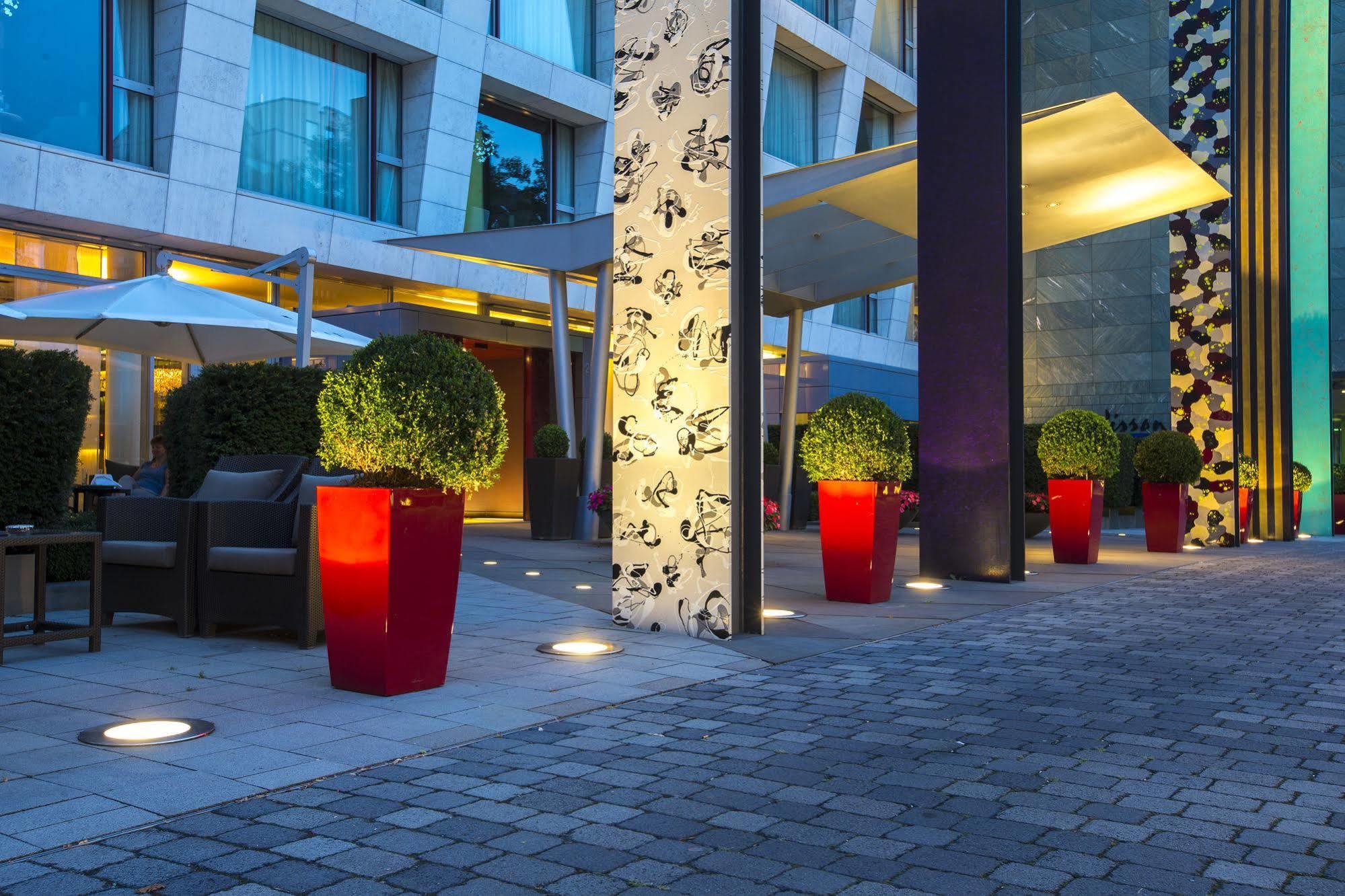 Radisson Blu Media Harbour Hotel, Duesseldorf Esterno foto