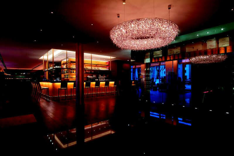 Radisson Blu Media Harbour Hotel, Duesseldorf Esterno foto